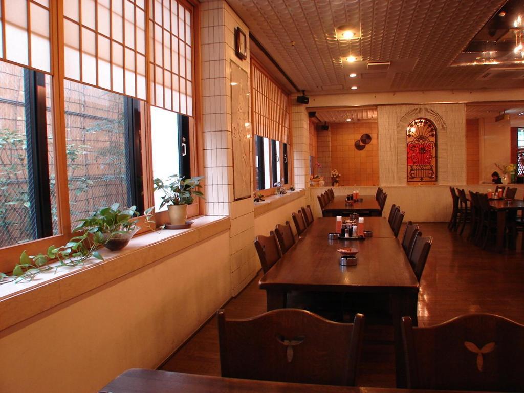Hotel Himeji Plaza Стая снимка