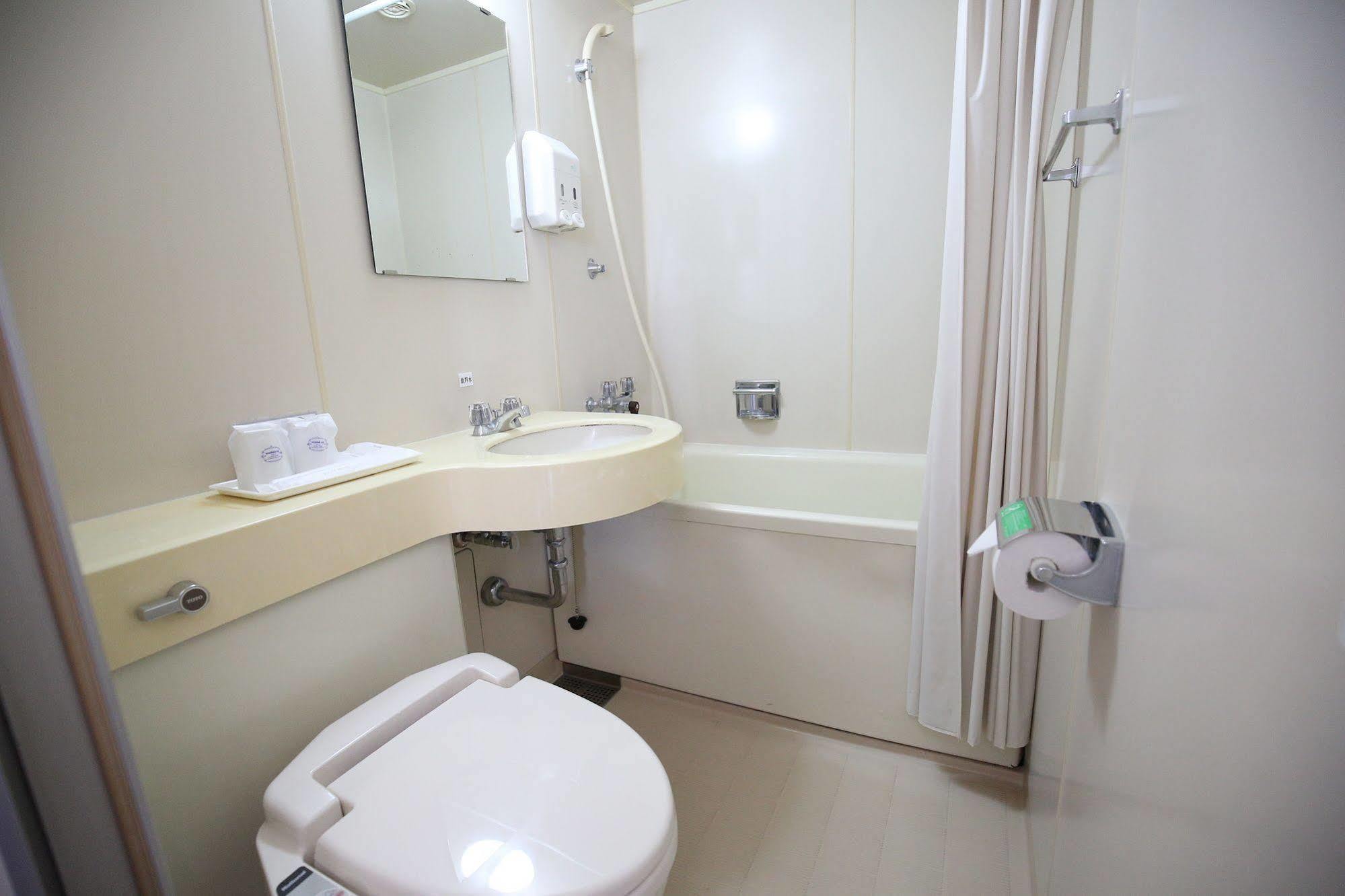 Hotel Himeji Plaza Екстериор снимка